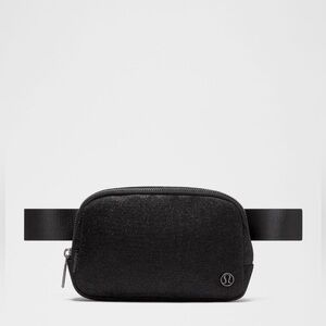 lululemon athletica Men's Black Belt Bag
